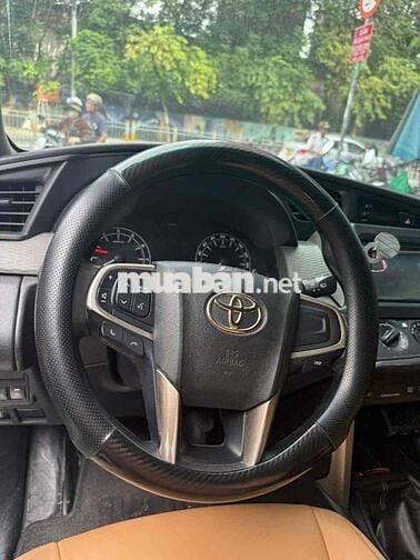 Toyota Innova 2018 2.0E - 150000 km