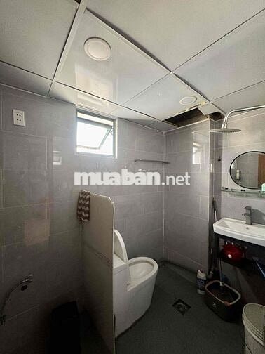 Căn Hộ Chung Cư 2PN Có Ban Công 60m2 FullNT Đang Setup Lại Mới 100%