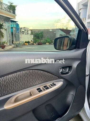 Bán Toyota Yaris Nhập Khẩu Sedan 2008 STĐ
