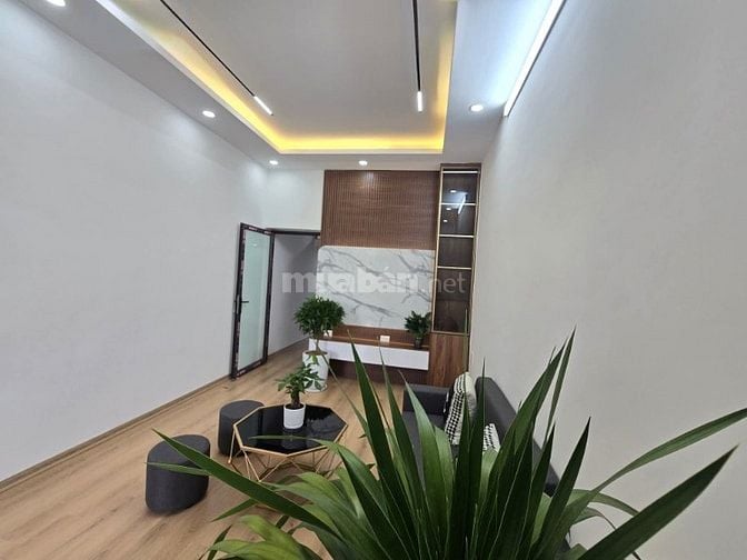 Hiếm, nhà đẹp, nội thất sịn xò, TT Lương Ngọc Quyến, 50m2, 3.25 tỷ
