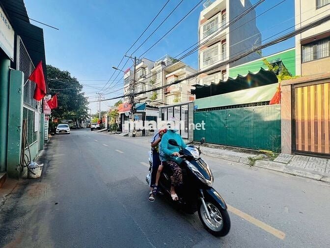 Nhà Đẹp Trung Tâm Thủ Đức – Mặt Tiền Kinh Doanh Đỉnh! Ngay Vành Đai 2!