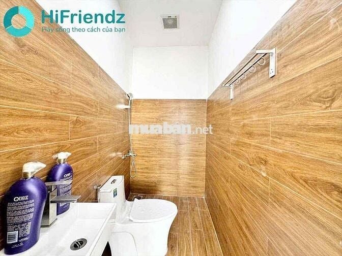 STUDIO BAN CÔNG CỬA SỔ FULL KÍNH DECOR SIÊU ĐẸP FULL NỘI THẤT SẠCH SẼ