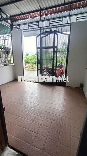 Nhà 4 triệu 2 phòng ngủ có lộ ô tô đến nhà