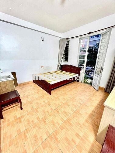 Phòng bancol : 50 Bình giã ,p12 , Tân Bình (30m2)