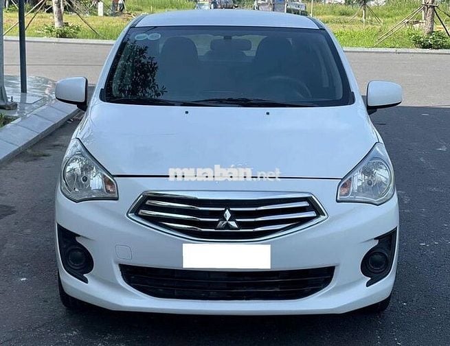 Cần bán Mitsubishi Attrage 2020, số sàn,