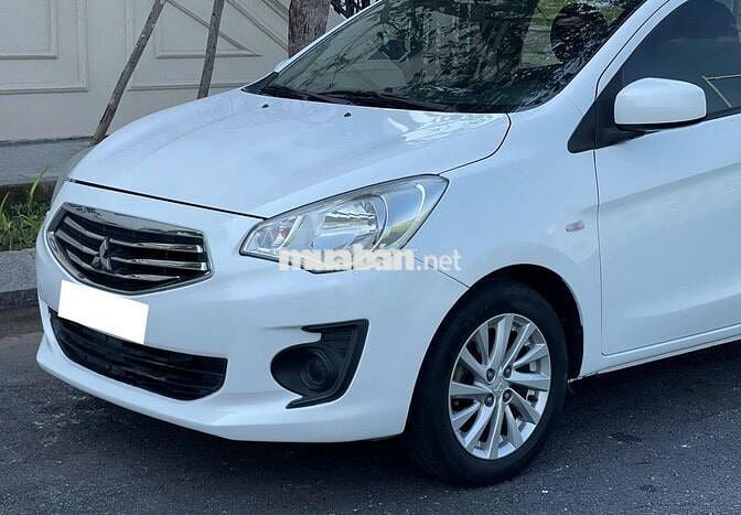 Cần bán Mitsubishi Attrage 2020, số sàn,