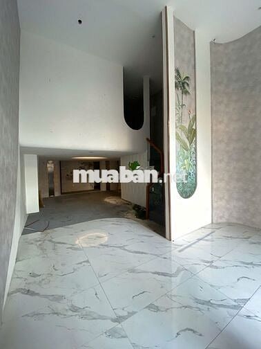 Trung Tâm Bến Thành Quận 1 - 5 Tầng nhà mới xây - Giá 80 Triệu