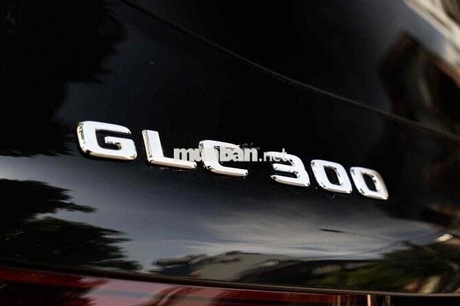 LONG ANH AUTO về Mercedes GLC300 4Matic 2021