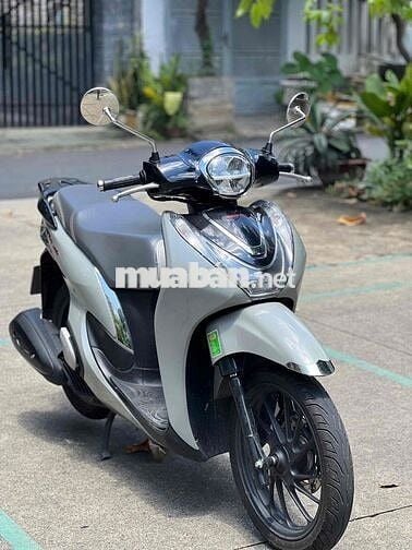 Xe honda SHMO 2023 mới 95% siêu ken màu xám xi măn