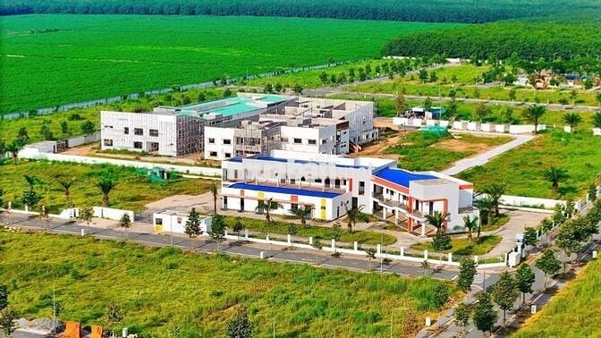 Đất nền sổ đỏ khu vực SBQT Long Thành DT 5x20m2 giá 19.5 triệu/m2