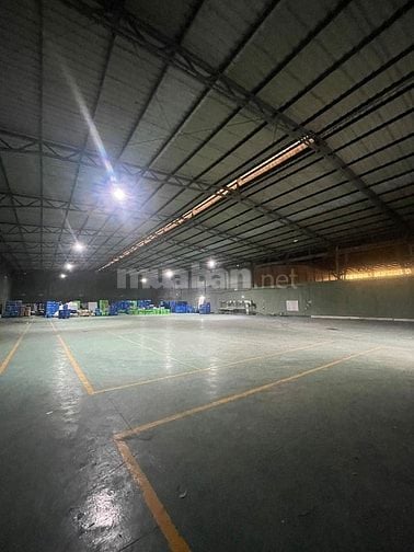 Cho thuê kho xưởng 1800m2 Linh Trung, Thủ Đức có pccc, đường xe cont