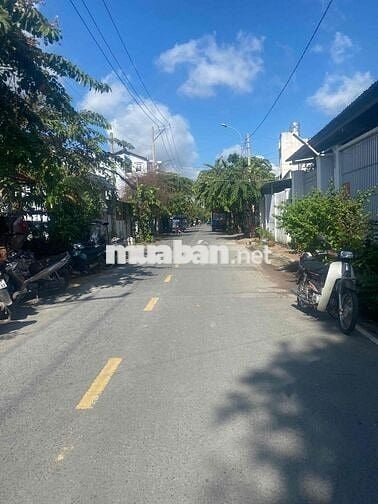 Bán Đất Mặt Tiền Bà Điểm 11, Gần An Sương 5m x 31m Đường Lớn