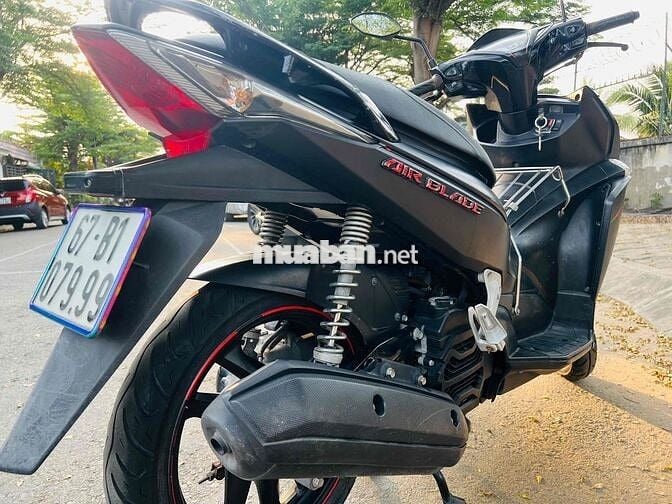 Xe tay ga Honda Air Blade 125cc 2011 màu đen