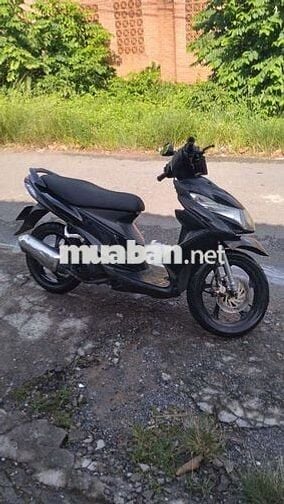 Suzuki SkyDrive nhập Thái máy Thái
