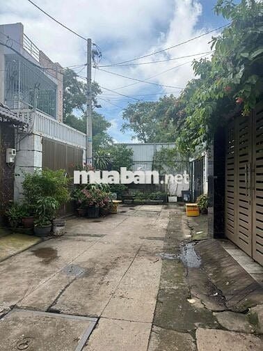 Cần bán đất hẻm oto 165/10 Phan Văn Hớn,gần CV Thuận Kiều