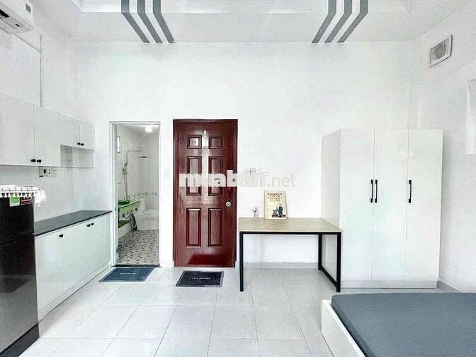 CĂN HỘ STUDIO BAN CÔNG NGAY TRUNG TÂM PHÚ NHUẬN