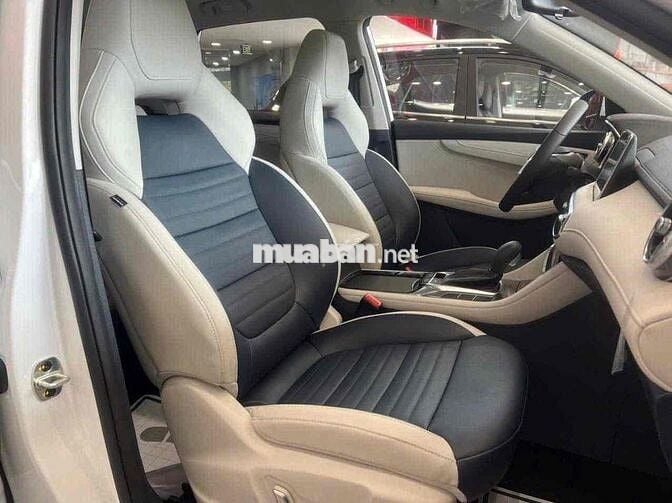 MG HS mẫu SUV hạng C nhập thái giá chỉ 6xxtr