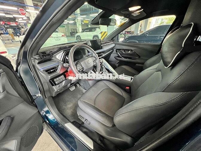 Toyota Yaris 2024 - 9000 km