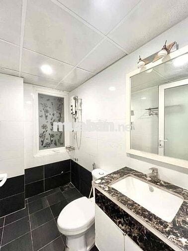 Ở NGAY! CĂN HỘ CỬA SỔ ĐÓN GIÓ GIÁP Q.10, Q.3 THANG MÁY - SIÊU AN NINH