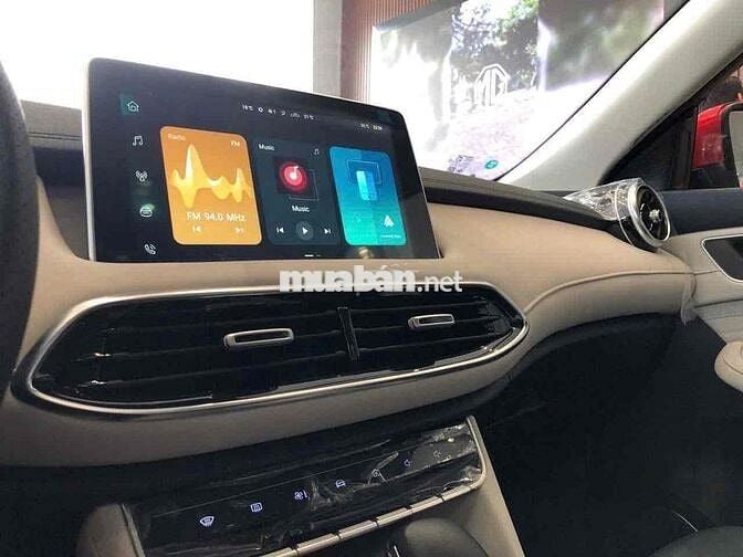 MG HS mẫu SUV hạng C nhập thái giá chỉ 6xxtr