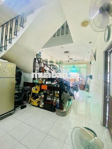 (95M2) NHÀ 2 TẦNG, NGANG 7M, HXH, NGUYỄN HỮU CẢNH, SÁT Q1, CHỈ 9.5 T.Ỷ