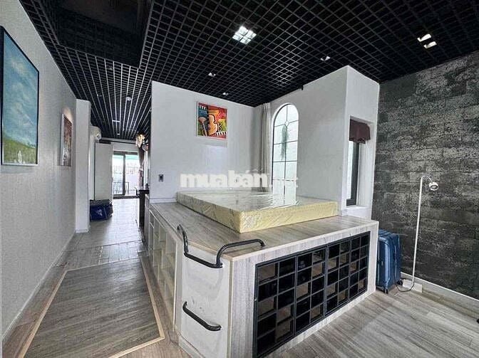 cho Thuê Căn Hộ Ban Công Sân Thượng Tại Bùi Thị Xuân