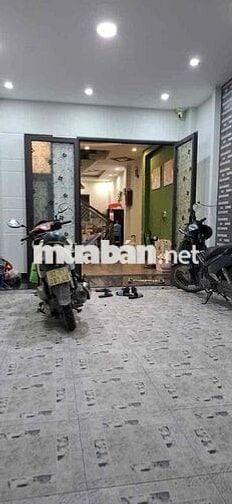 nhà chủ cần bán nhanh để đi nước ngoài, 4x16m 3 lầu