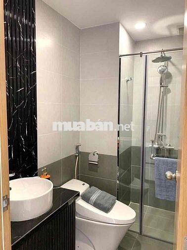 NHÀ MẶT TIỀN KINH DOANH / ĐANG CHO THUÊ 9triệu.