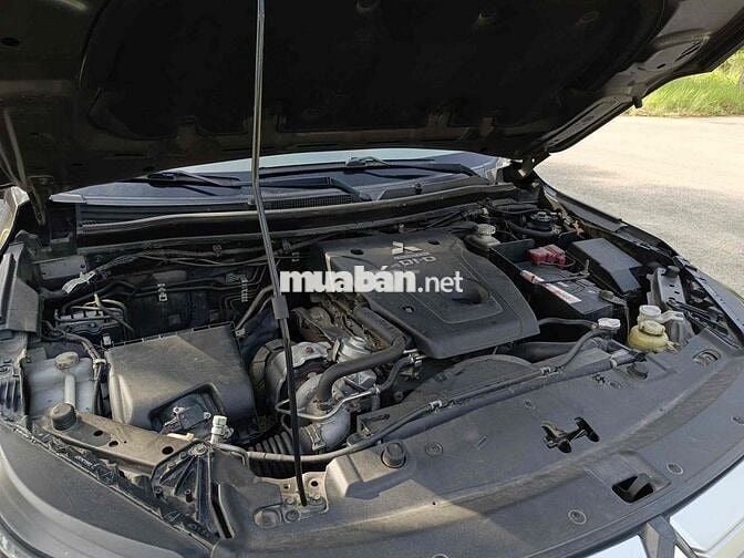 Mitsubishi Triton 2018 đk T4/2019 4x4 AT -Siêu đẹp