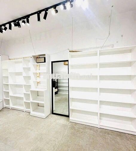 🔥Nhà 4x15m Trần Khánh Dư Q1, 3 lầu trống suốt, chỉ 35tr🔥