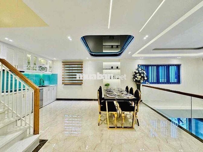 CHO THUÊ NHÀ FULL NỘI THẤT CAO CẤP XE HƠI 7 CHỖ ĐẬU TRONG NHÀ