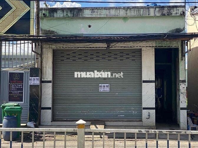 Nhà mặt tiền cho thuê lâu dài gần Chợ gần KCN