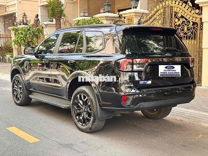 Ford Everest 2024 Sport 2.0L 4x2 AT - 12600 km