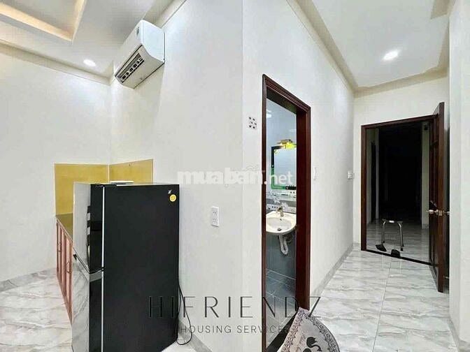 TRỐNG SẴN CHDV BAN CÔNG FULL NỘI THẤT NGAY ĐẦM SEN