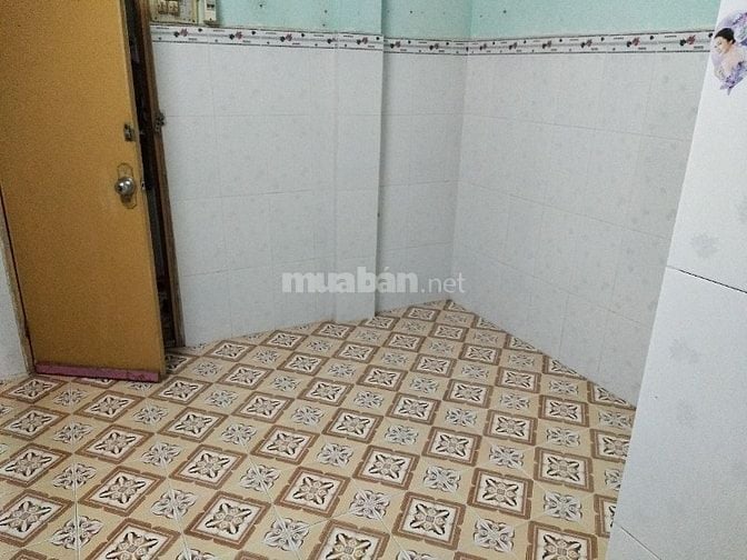Phòng trọ quận 8 có bếp, cửa sổ thoáng mát và có camera an ninh 24/7