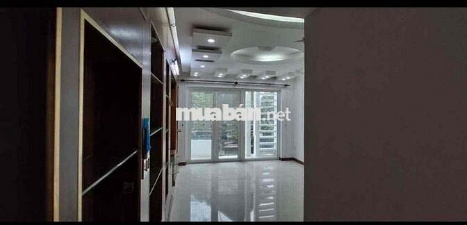 cho thuê nhà nguyên căn . làm chdv 9pn10wc