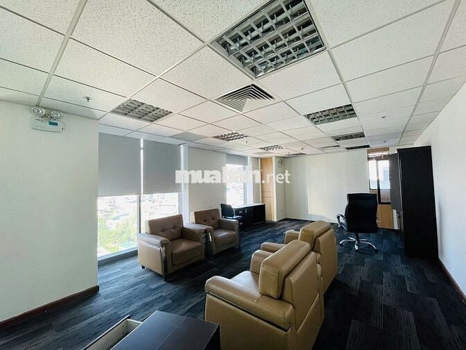 Cho thuê văn phòng Cầu Giấy 359m2 giá rẻ tại 82 Duy Tân. LH Chỉnh Chủ