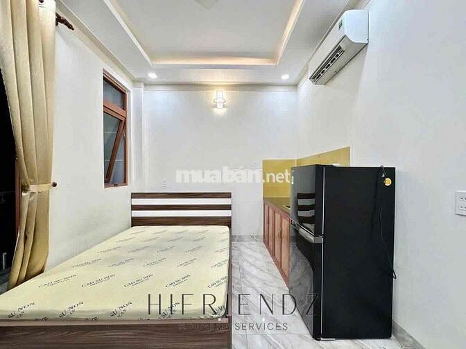 TRỐNG SẴN CHDV BAN CÔNG FULL NỘI THẤT NGAY ĐẦM SEN