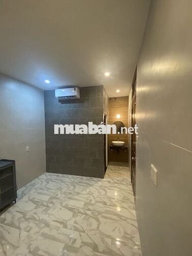 Tòa Căn hộ lớn 4 tầng dt 123m2, dòng tiền 40tr / th. Điện Biên Phủ
