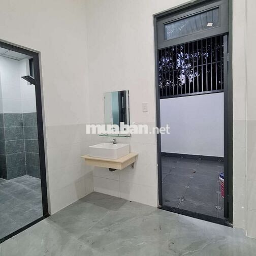 Bán nhà sổ riêng thổ cư ngay khu Tái Định Cư