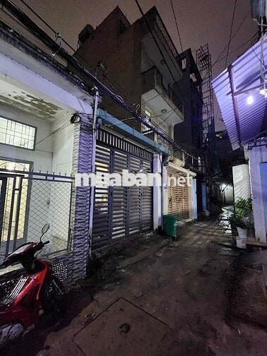 Nhà Nguyễn Duy Cung, 70m2, không LG, xây được 6 tấm, chỉ 4.7 tỷ