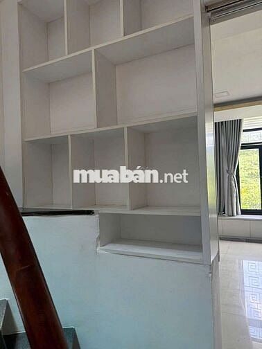 NHÀ MỚI XÂY 4X16M 1 TRỆT 2 LẦU 3PN GIÁ TỐT