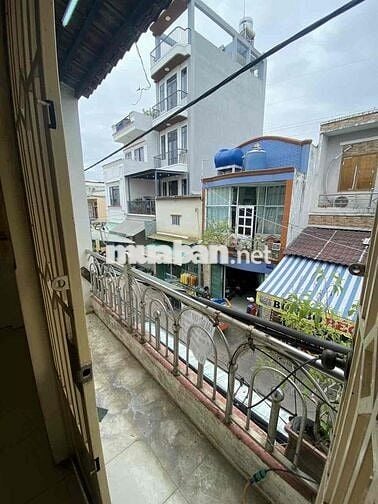 NHÀ HẺM XE HƠI, CĂN GÓC CỰC THOÁNg