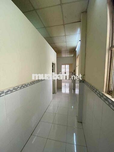 NHÀ HẺM XE HƠI, CĂN GÓC CỰC THOÁNg