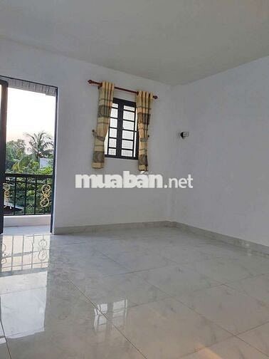 Nhà bán 4x8 lầu suốt nhà mới đẹp hướng tây