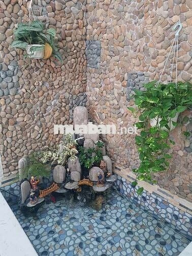 Vila 4 tầng , HXH , nội thất tặng hết cho người mua , Lê Văn Quới