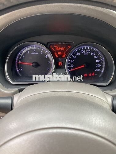 Nissan Sunny 2014 XV - 152400 km