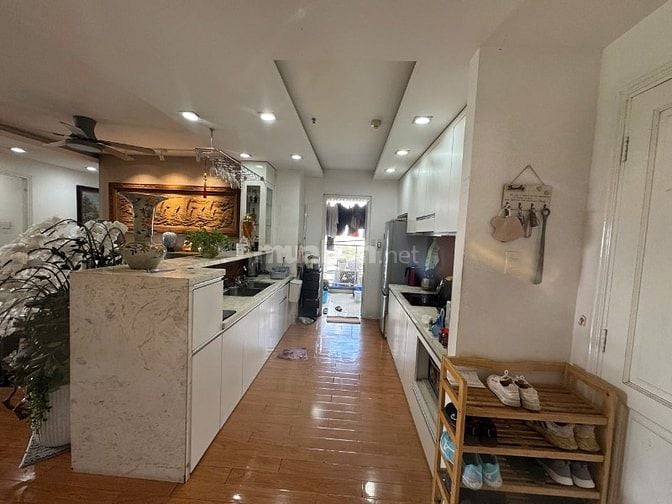 BÁN CĂN HỘ SCREC - 3 PN - 110M2 - FULL nội thất