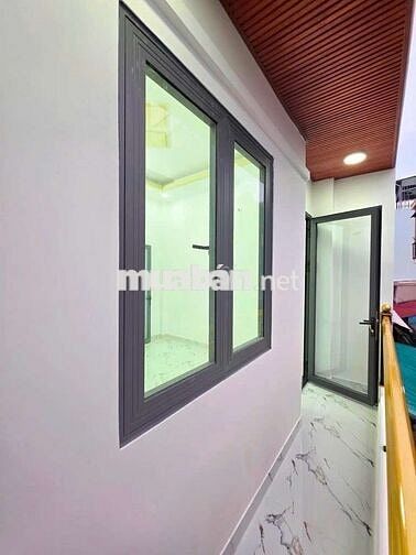 Nhà Rẻ Siêu Phẩm , HXH , Tặng NT vali vô ở Đường 14 , Bình Tân