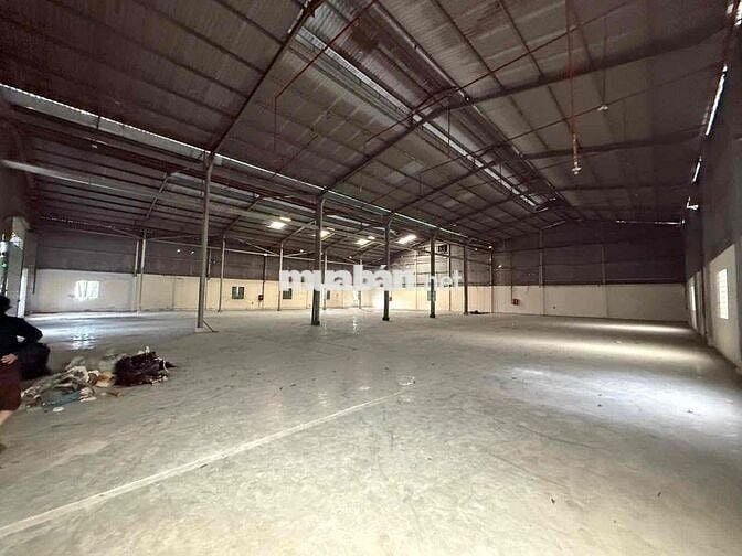 cho thuê 1400mv Thạnh Xuân Q12 đường xe Conteno 40fit - Giá: 130tr/th